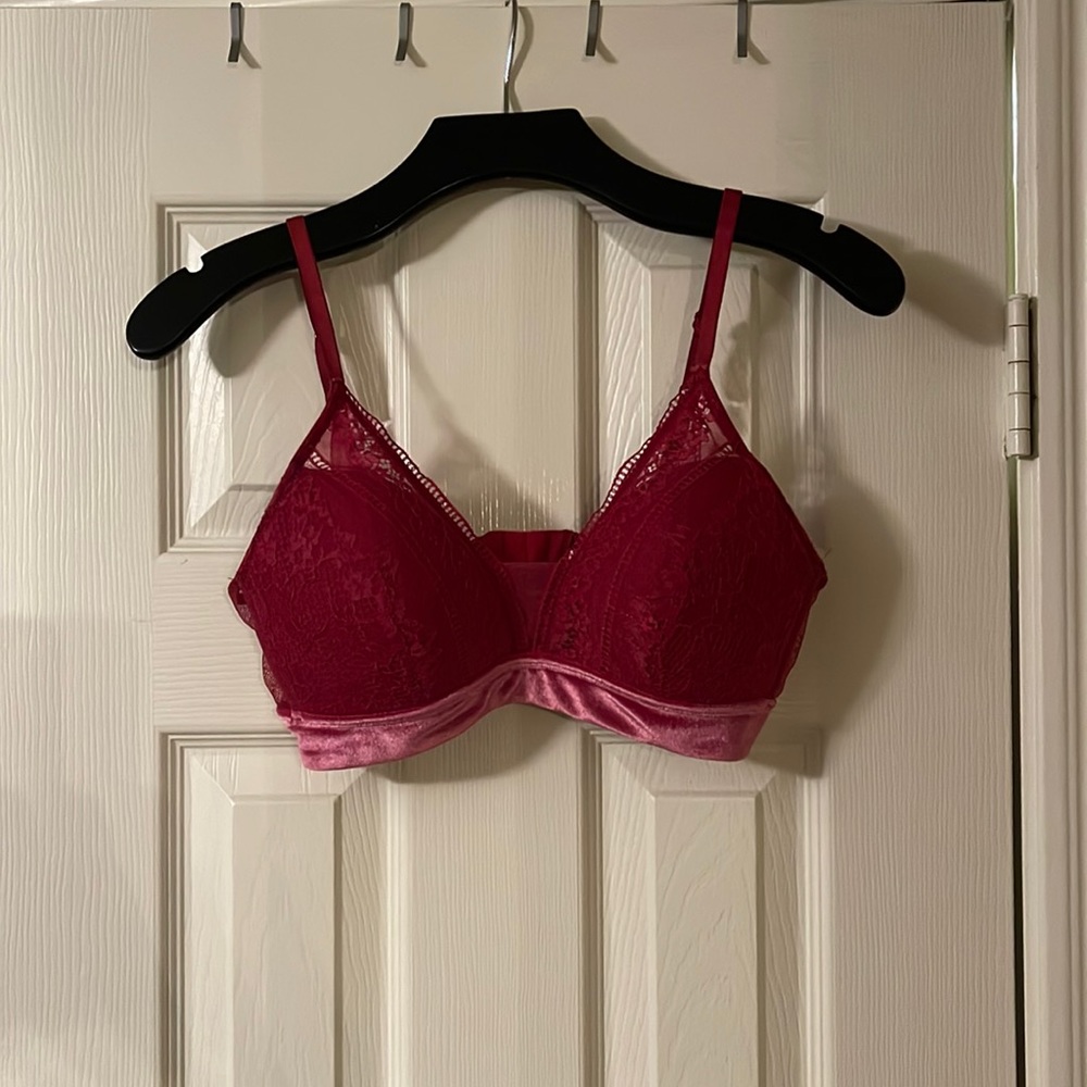 Auden Lightly Lined Bralette in Hot Pink